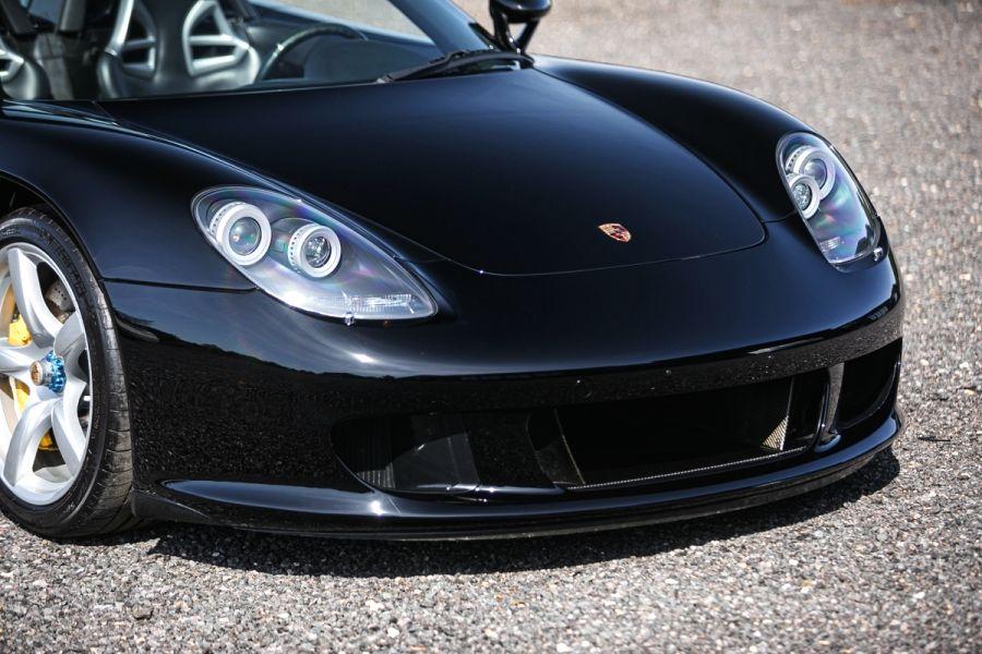 Детали экстерьера Porsche Carrera GT Bassalt Black 2005 года  (фото 31 из 32)